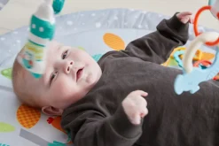 Discount Aktivitetsstativ m. 4 stykker legetøj - Skovtema Aktivitetstæpper