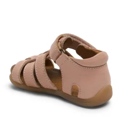 Clearance Aura - 1600 Begyndersandaler|Begyndersandaler