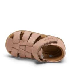 Clearance Aura - 1600 Begyndersandaler|Begyndersandaler