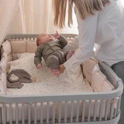 Best Baby & Jr. seng - stone grey - FSC® Børn Tremmesenge