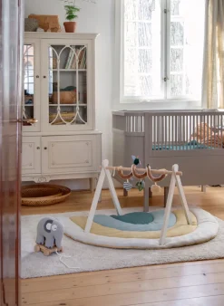 Hot Baby aktivitetsstativ, træ - FSC® Trælegetøj|Aktivitetstæpper