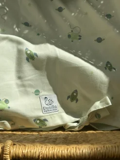 New Baby Sengetøj - Space 70x100 cm Børn Sengetøj