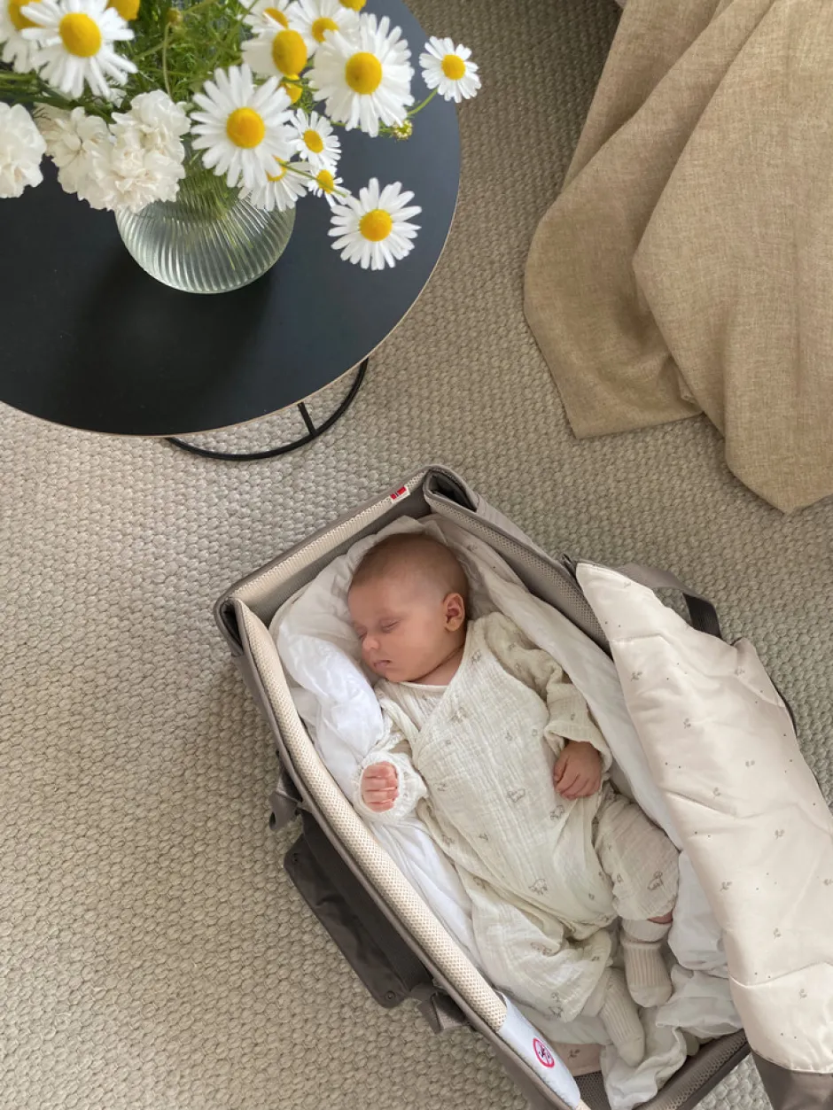 Clearance Babylift - Walnut Leaf Lifte