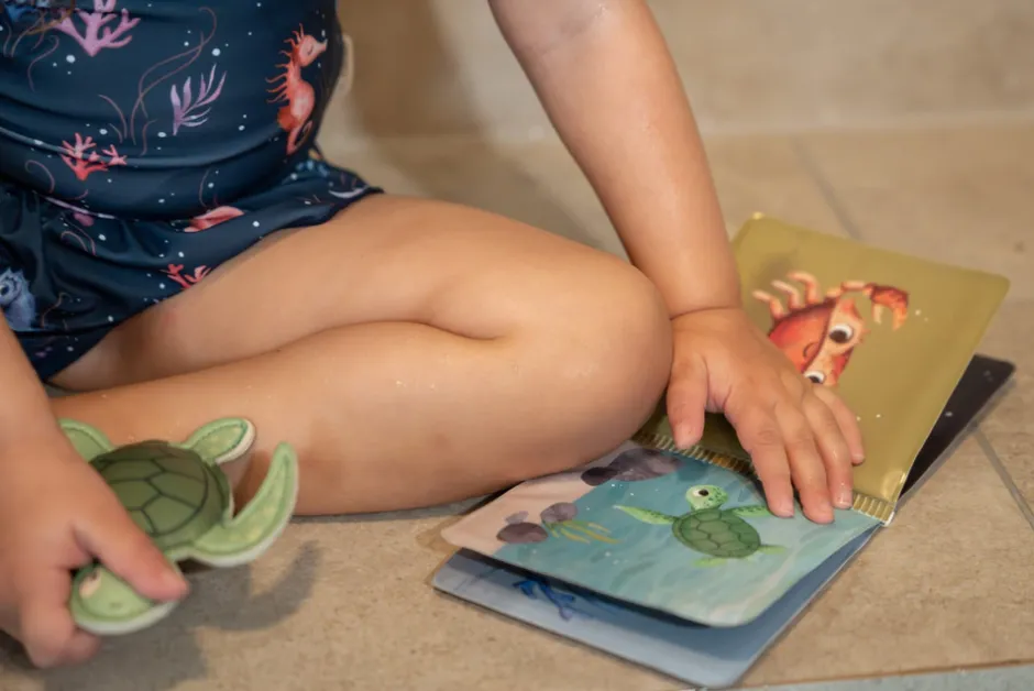 Badebog Badelegetøj