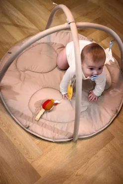 Outlet Fjord aktivitetstæppe inkl. 3 aktivitslegetøj Aktivitetstæpper