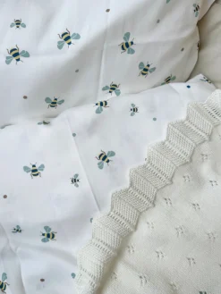 Discount Junior sengetøj - Honey Bee Happy Børn Sengetøj