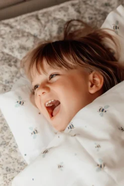 Discount Junior sengetøj - Honey Bee Happy Børn Sengetøj