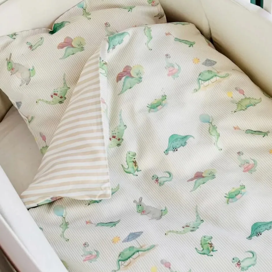 Hot Junior sengetøj, Dino Green/Beige 100x140 cm Børn Sengetøj