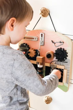 Clearance Motorik og aktivitetsbræt med låse og rotation Aktivitetslegetøj