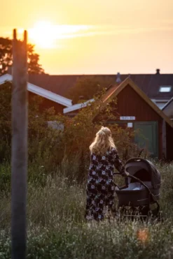 Discount Nordic Lux inkl. regnslag og kopholder - Dusty green Barnevognspakker