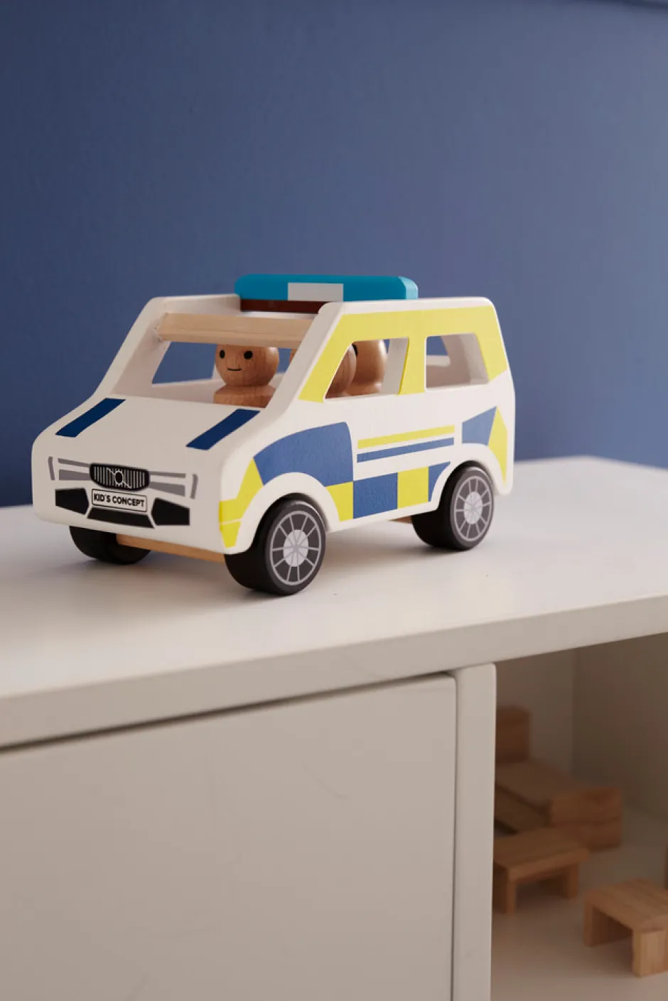 Hot Politibil i træ Legetøjsbiler