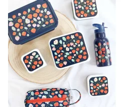 Sale Stainless steel drink bottle: Strawberries Madkasser & Drikkedunke