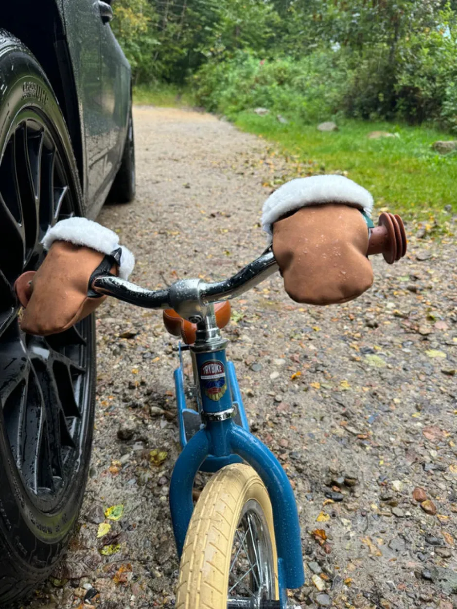 Outlet Østerbro handsken Mini - brown faux suede Vognhandsker