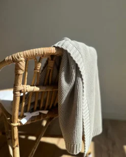 Online Striktæppe - Oyster Grey - Økologisk Børn Tæpper