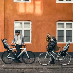 Clearance Yepp 2 Maxi - Rack Mount- Majolica Blue Cykelstole & Hjelme